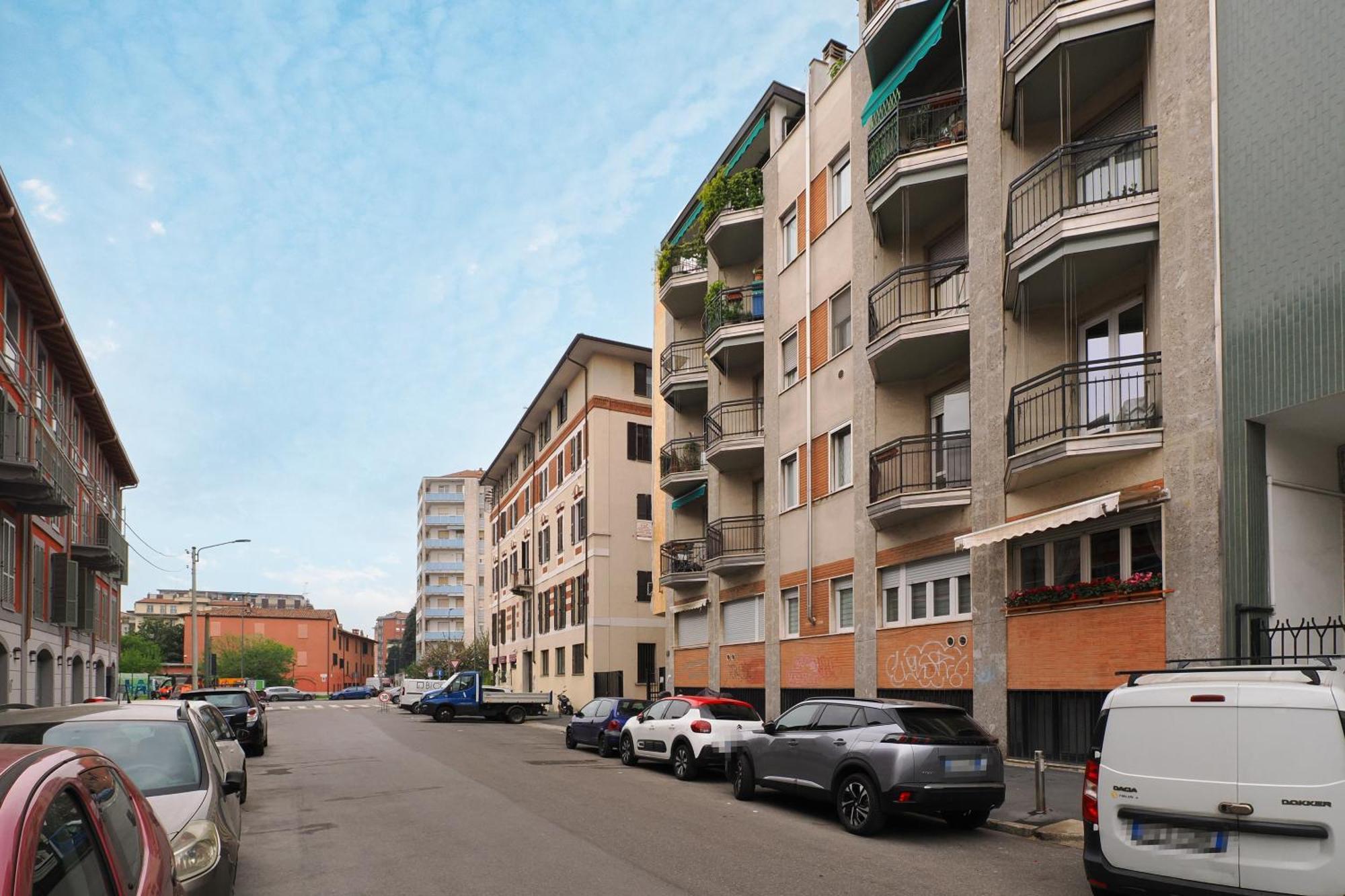 Primopiano - Zumbini B Apartman Milánó Kültér fotó