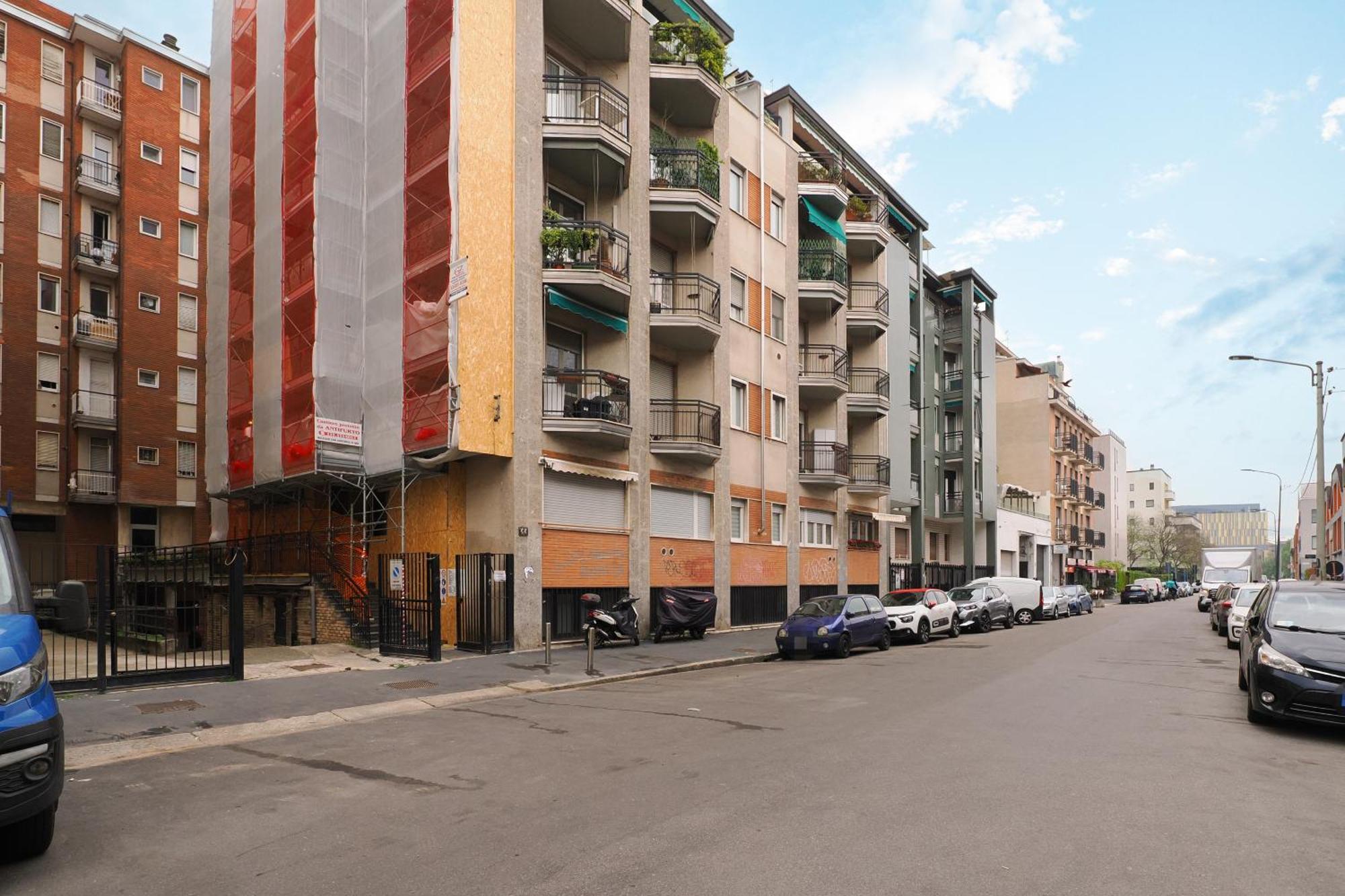 Primopiano - Zumbini B Apartman Milánó Kültér fotó