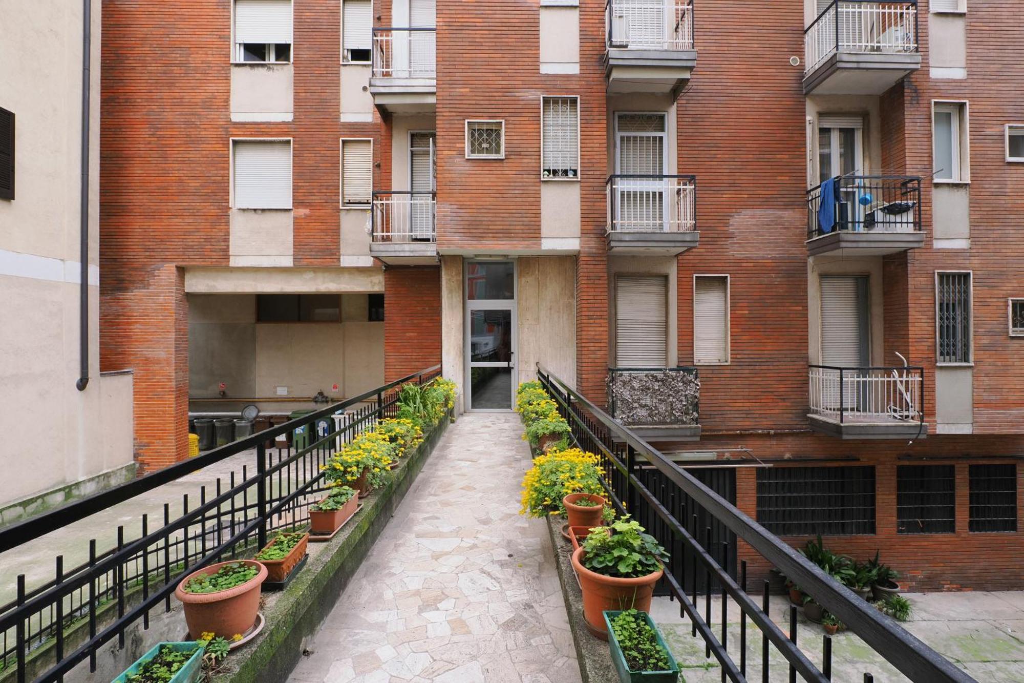 Primopiano - Zumbini B Apartman Milánó Kültér fotó